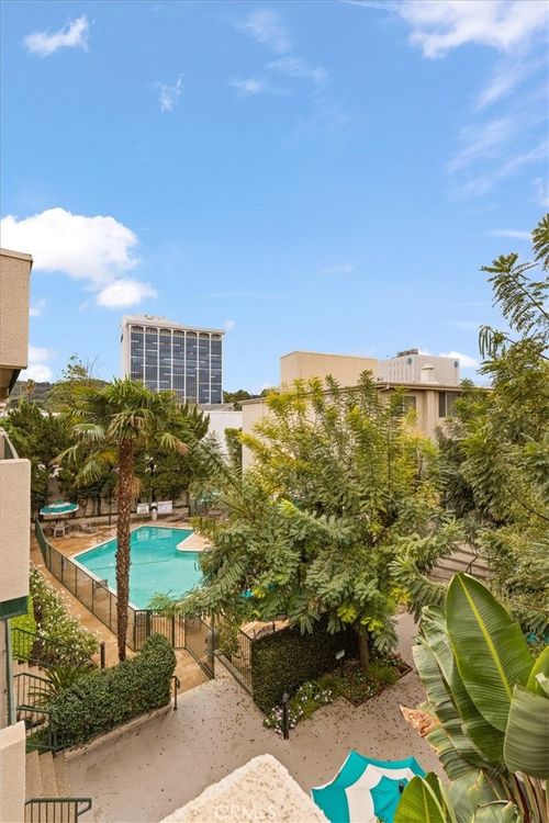 unit-308-4501 Cedros Ave, Sherman Oaks, CA, 91403-2806 | Card Image