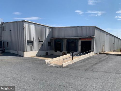 b14-1000 New Holland Ave, LANCASTER, PA, 17601-5606 | Card Image