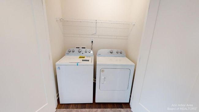 2704 S Spurway Dr, Condo with 4 bedrooms, 4 bathrooms and null parking in Ann Arbor MI | Image 21