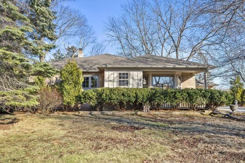 8828 N Navajo Road, Bayside, WI, 53217 | Card Image