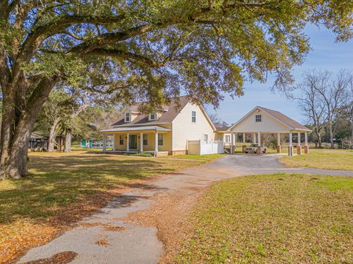 5570 N Blue Angel Pkwy, Pensacola, FL, 32526-3339 | Card Image