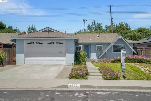 2090 Coolidge Dr, Santa Clara, CA, 95051-1809 | Card Image