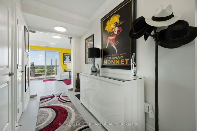 1403 - 1030 Coronation Dr, Condo with 3 bedrooms, 2 bathrooms and null parking in London ON | Image 4