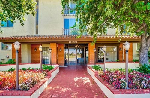 114-12720 Burbank, Valley Village, CA, 91607 | Card Image