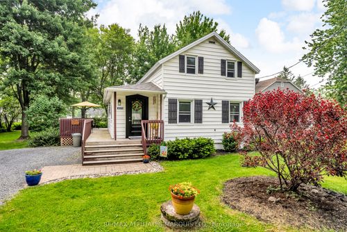 20370 Knox St, South Lancaster, ON, K0C2C0 | Card Image