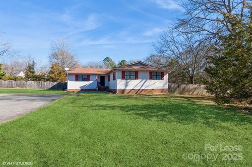 9938 Sandra Ln, Fort Mill, SC, 29707-8680 | Card Image