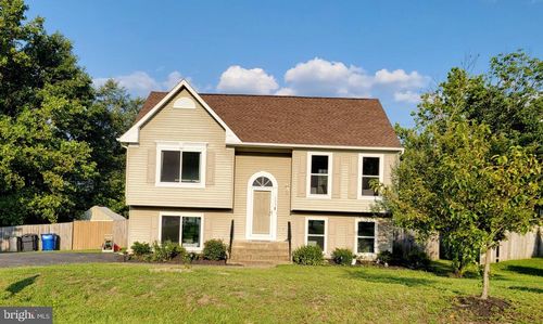 10003 Erlwood Ct, Fredericksburg, VA, 22407-4378 | Card Image