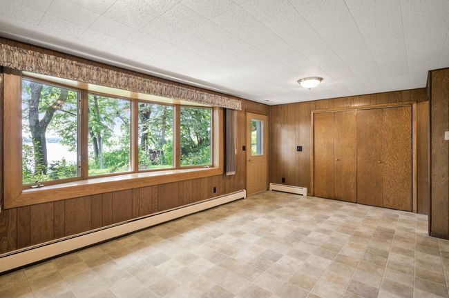 Lower level living room walk out | Image 30