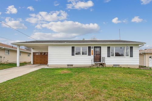 1401 17th Ave, Eldora, IA, 50627-2347 | Card Image