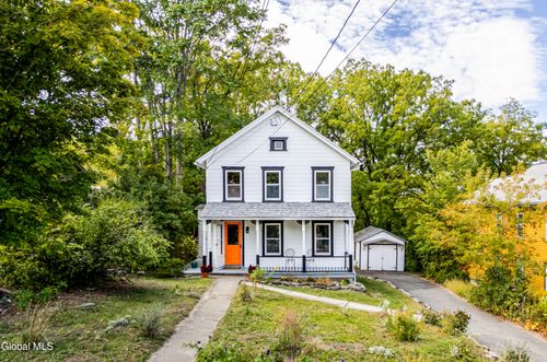 47 Summit St, Hudson, NY, 12534-3741 | Card Image