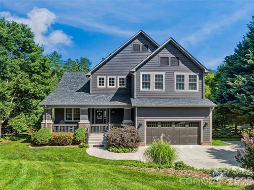8 Old Farm House Rd, Weaverville, NC, 28787-7346 | Card Image