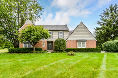 2912 Robal Ct, Saline, MI, 48176-9242 | Card Image