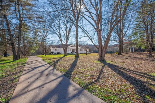 731 Maynard Ln, Columbia, TN, 38401-8953 | Card Image