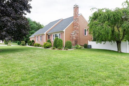 59 Samuel Way, Attleboro, MA, 02703-6054 | Card Image