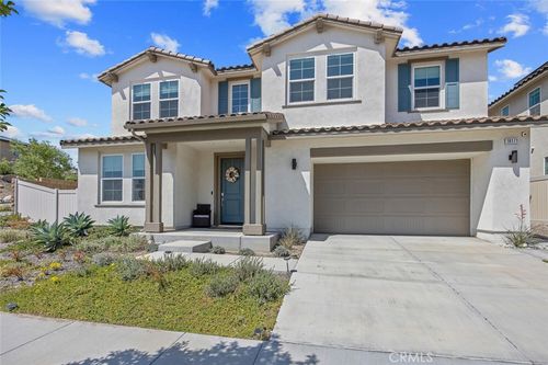18171 Hedgerow Way, Saugus, CA, 91350-5896 | Card Image