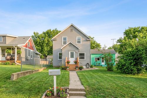 524 Superior Ave, Crosby, MN, 56441-1217 | Card Image