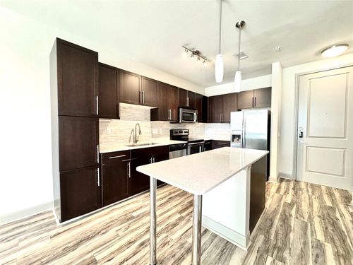 apt-1247-3788 Richmond Ave, Houston, TX, 77046-3710 | Card Image