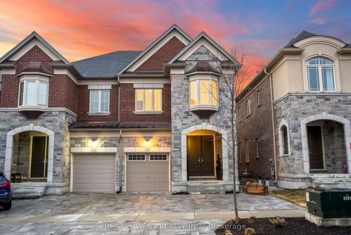 30 Drizzel Cres, Richmond Hill, ON, L4E1G8 | Card Image
