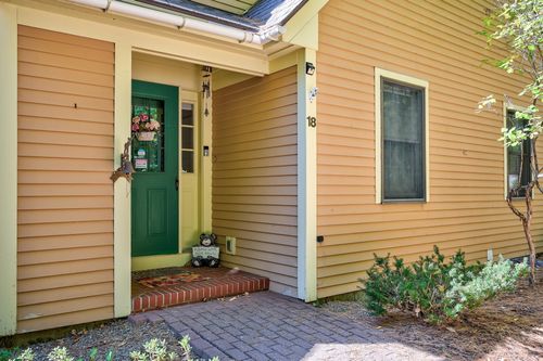 18-64 Wildflower Ln, North Conway, NH, 03860-6311 | Card Image