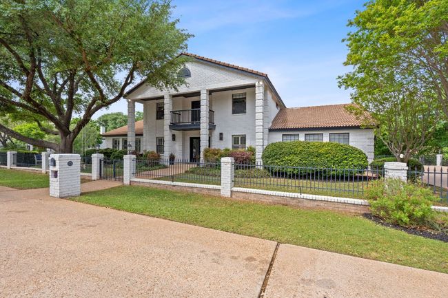 129 The Hills Dr, House other with 5 bedrooms, 5 bathrooms and 8 parking in The Hills TX | Image 39