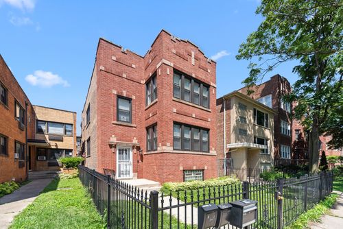 8046 S Evans Ave, Chicago, IL, 60619-3909 | Card Image