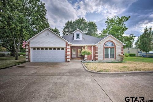 150 Redondo Dr, Gun Barrel City, TX, 75156-3622 | Card Image