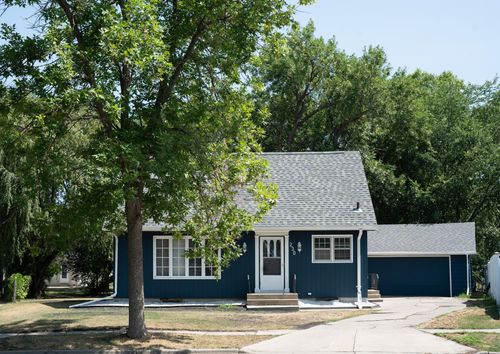 230 5th Ave E, West Fargo, ND, 58078-2719 | Card Image