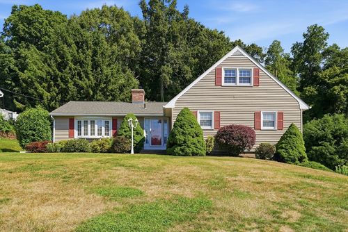 53 Laurence Dr, West Springfield, MA, 01089-1736 | Card Image