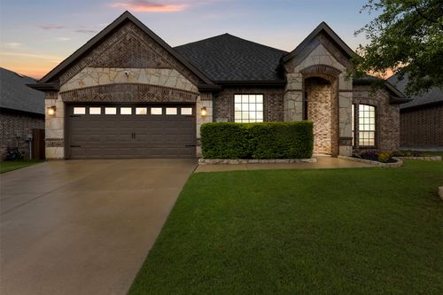 354 Wolf Creek Dr, Waxahachie, TX, 75165-1659 | Card Image