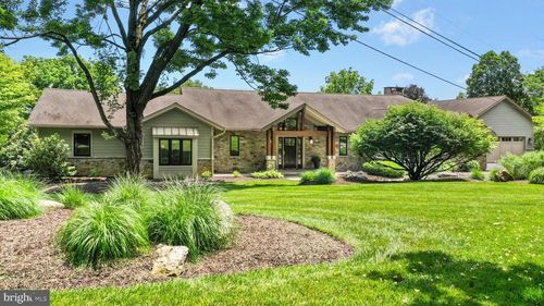 1965 Quarter Mile Rd, BETHLEHEM, PA, 18015-5139 | Card Image