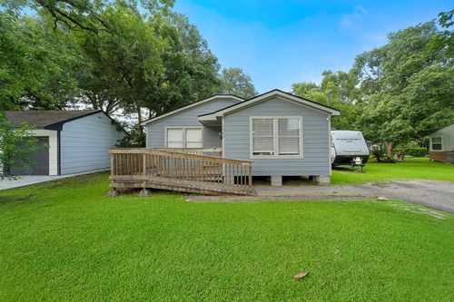 1305 Fairview Dr, Alvin, TX, 77511-2629 | Card Image