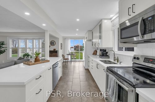 7 Water Fringe Dr, Pefferlaw, ON, L0E1N0 | Card Image