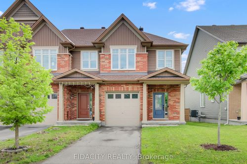 284 Wood Acres Grove, Blossom Park - Airport and Area, ON, K1T0B3 | Card Image