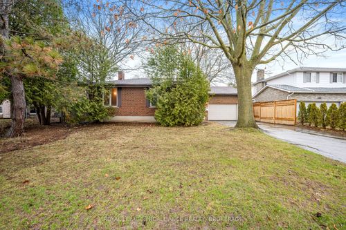 530 Roosevelt Drive, Kingston, ON, K7M4B1 | Card Image