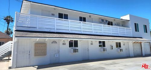 3839 Sedgwick Ave, Riverside, CA, 92507-5052 | Card Image