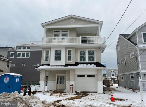 4 W Sumner Ave, LONG BEACH TOWNSHIP, NJ, 08008-3972 | Card Image