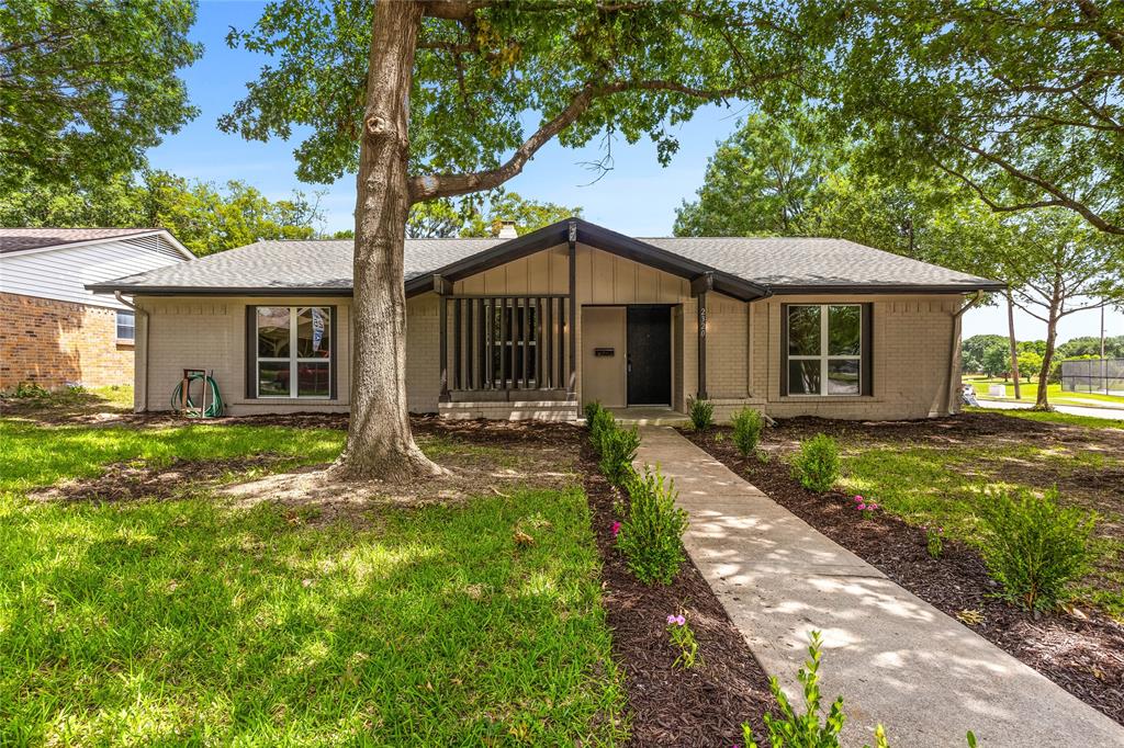 Anders Dr, Mesquite, TX 75150