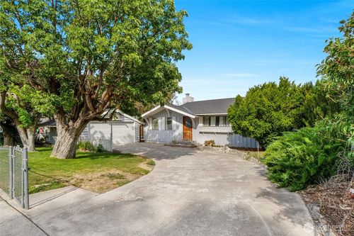 118 Hemlock St N, Soap Lake, WA, 98851-9120 | Card Image