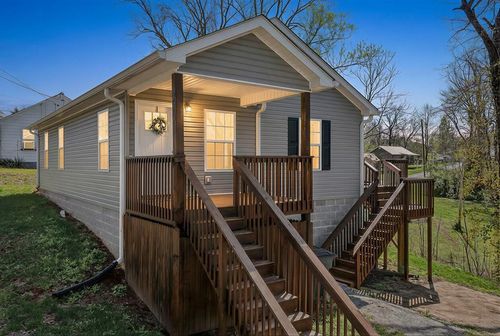 219 E Bronson Street, Sparta, TN, 38583 | Card Image