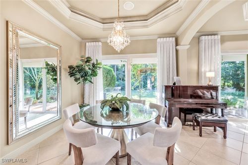 4000 Stonesthrow Ct, NAPLES, FL, 34109-0725 | Card Image