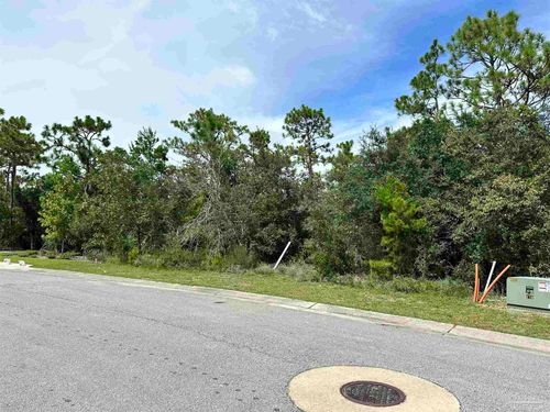 10550 Squall Line Rd, Pensacola, FL, 32507-2162 | Card Image