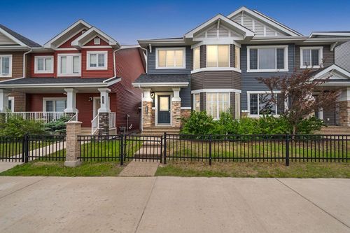 281 Heritage Drive, Fort Mcmurray, AB, T9K0X9 | Card Image
