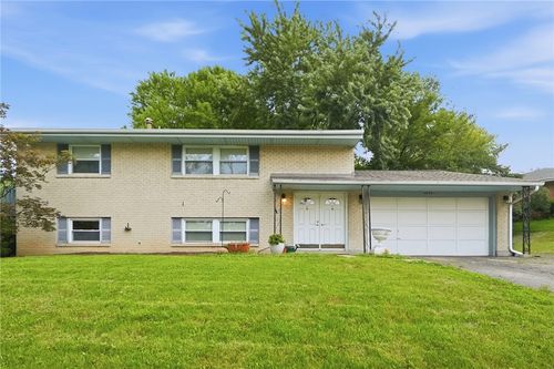 5908 Verdi Dr, Dayton, OH, 45449-3241 | Card Image