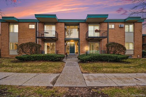 7-1840 Axtell Dr, Troy, MI, 48084-4411 | Card Image