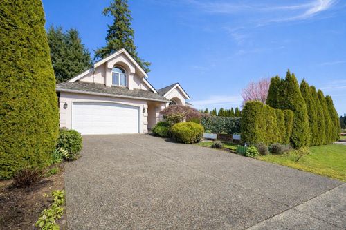 16583 10 Avenue, White Rock, BC, V4A9S1 | Card Image