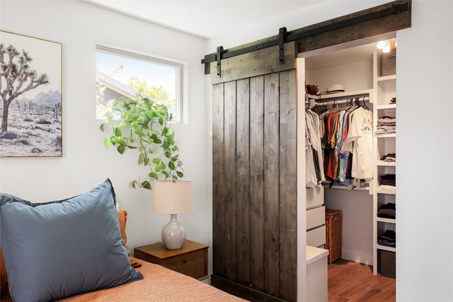 Don't miss the AMAZING closet! | Image 27