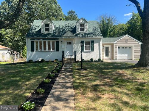 1081 Cherry Ln, SOUTHAMPTON, PA, 18966-3910 | Card Image