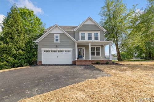 1802 Timberline Dr, Farmville, VA, 23901-2923 | Card Image