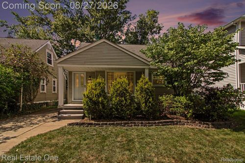 1318 Cherokee Ave, Royal Oak, MI, 48067-3386 | Card Image