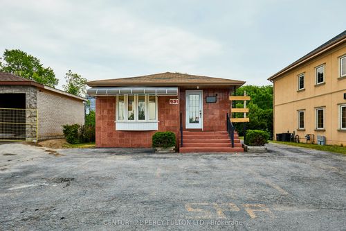 931 Liverpool Rd, Pickering, ON, L1W1S7 | Card Image
